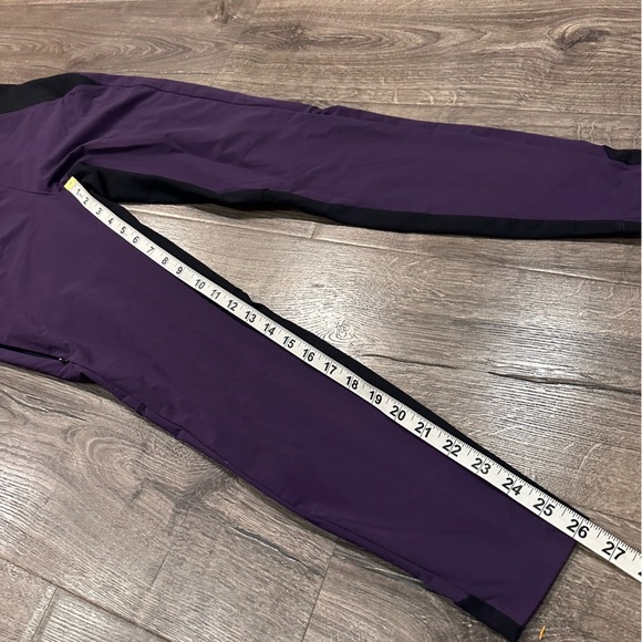 Mountain Hardwear Women's CHOCKSTONE NIGHT IRIS PURPLE TIGHTS Pants S UPF 50 - Picture 9 of 11